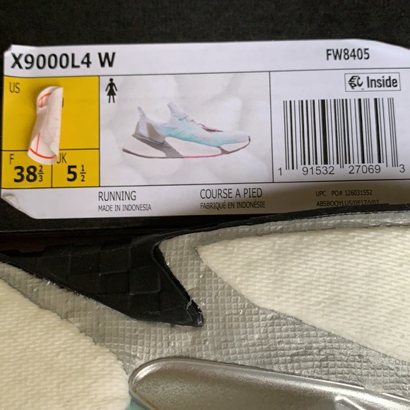 ADIDAS RUNNING SHOES WMNS - Picture 16 of 16